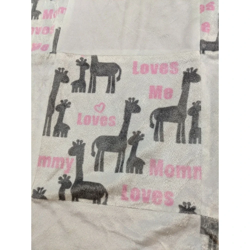 Baby Blanket Mommy Loves Me Giraffes Pink Off White SL‎ Home Fashions Inc
